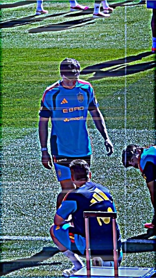 Post 9 by Diego  Forlan 10 on TikTok (video)