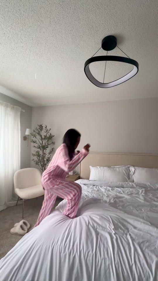 Post 10 by Anji on TikTok (video)