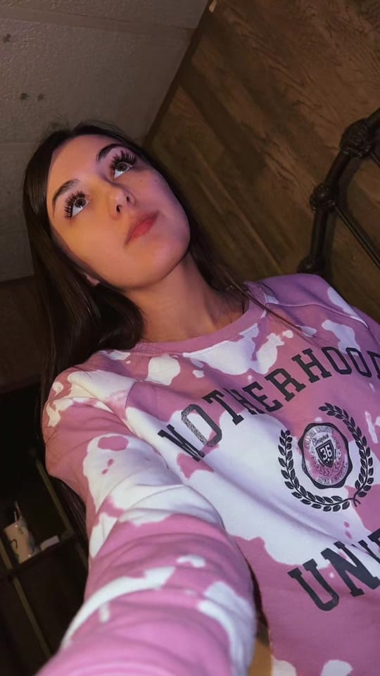 Post 8 by Chelsea LeAnn on TikTok (video)