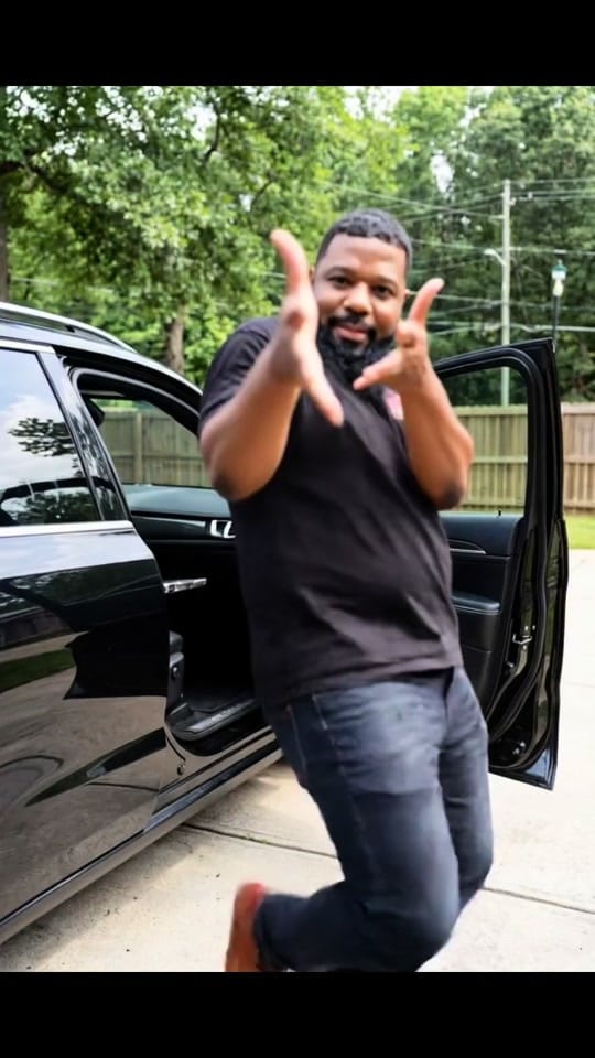 Post 2 by YEEZY$WORLD on TikTok (video)