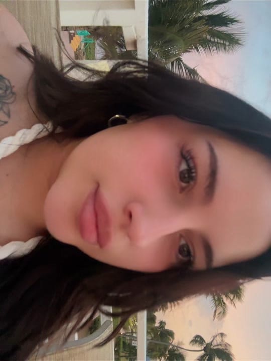 Post 5 by mikayla on TikTok (video)