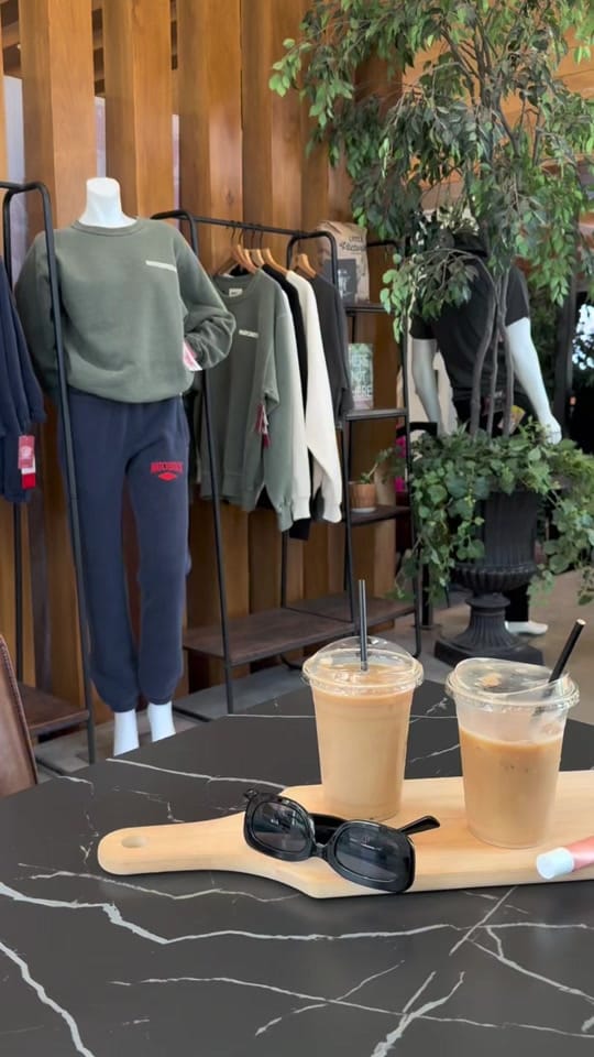 Post 1 by Hannah on TikTok (video)