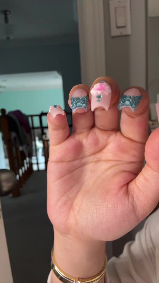 Post 2 by NailsbyAlvina💕 on TikTok (video)
