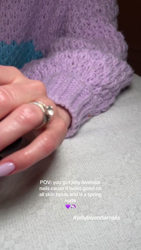 Post 8 by Amanda | Mobile Nails 🇨🇦 on TikTok (video)
