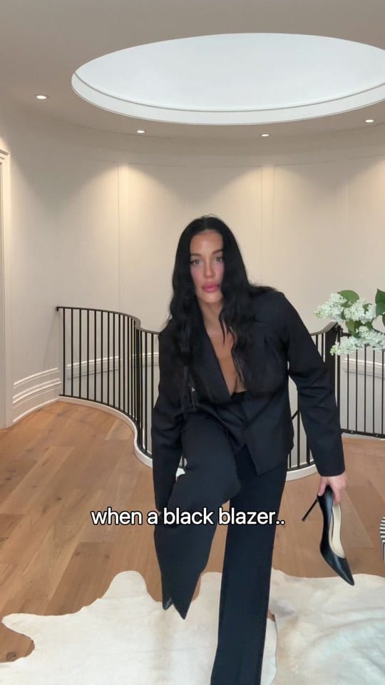 Post 9 by Alexandra Benti on TikTok (video)