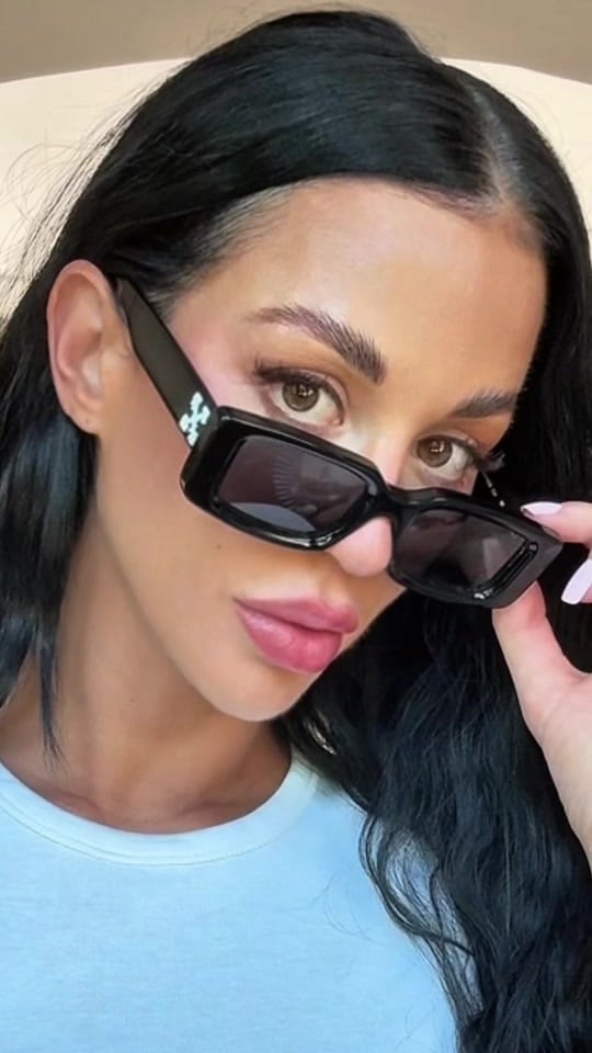 Post 5 by Alexandra Benti on TikTok (video)