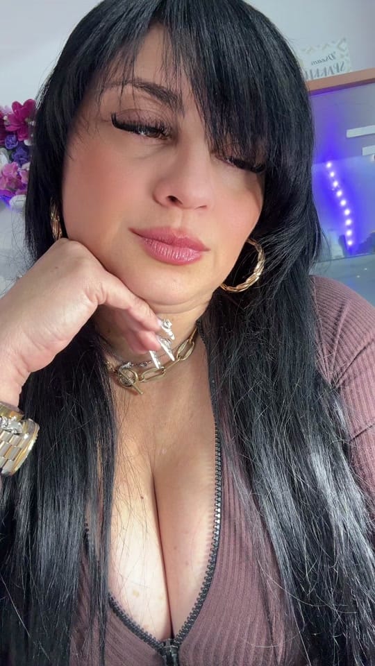 Post 7 by Johanna Calderon master class on TikTok (video)