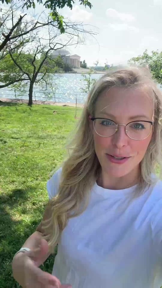 Post 1 by Chelsea Bresnahan on TikTok (video)