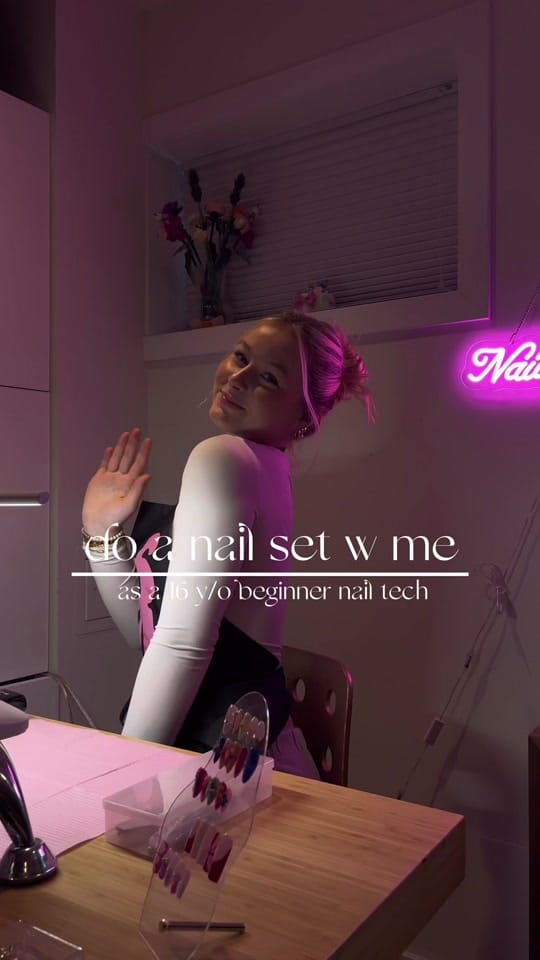 Post 10 by nailsbyrosane on TikTok (video)