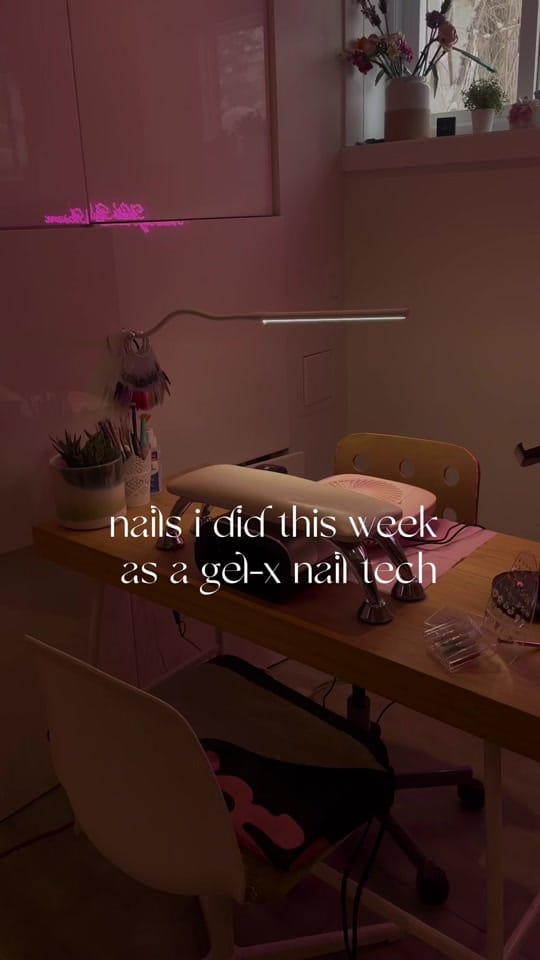 Post 7 by nailsbyrosane on TikTok (video)
