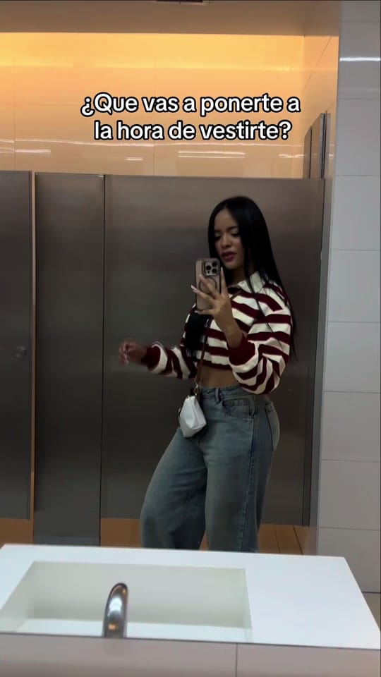Post 9 by Valen A on TikTok (video)