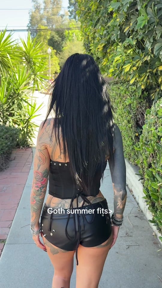 Post 2 by chelseagabriellee on TikTok (video)