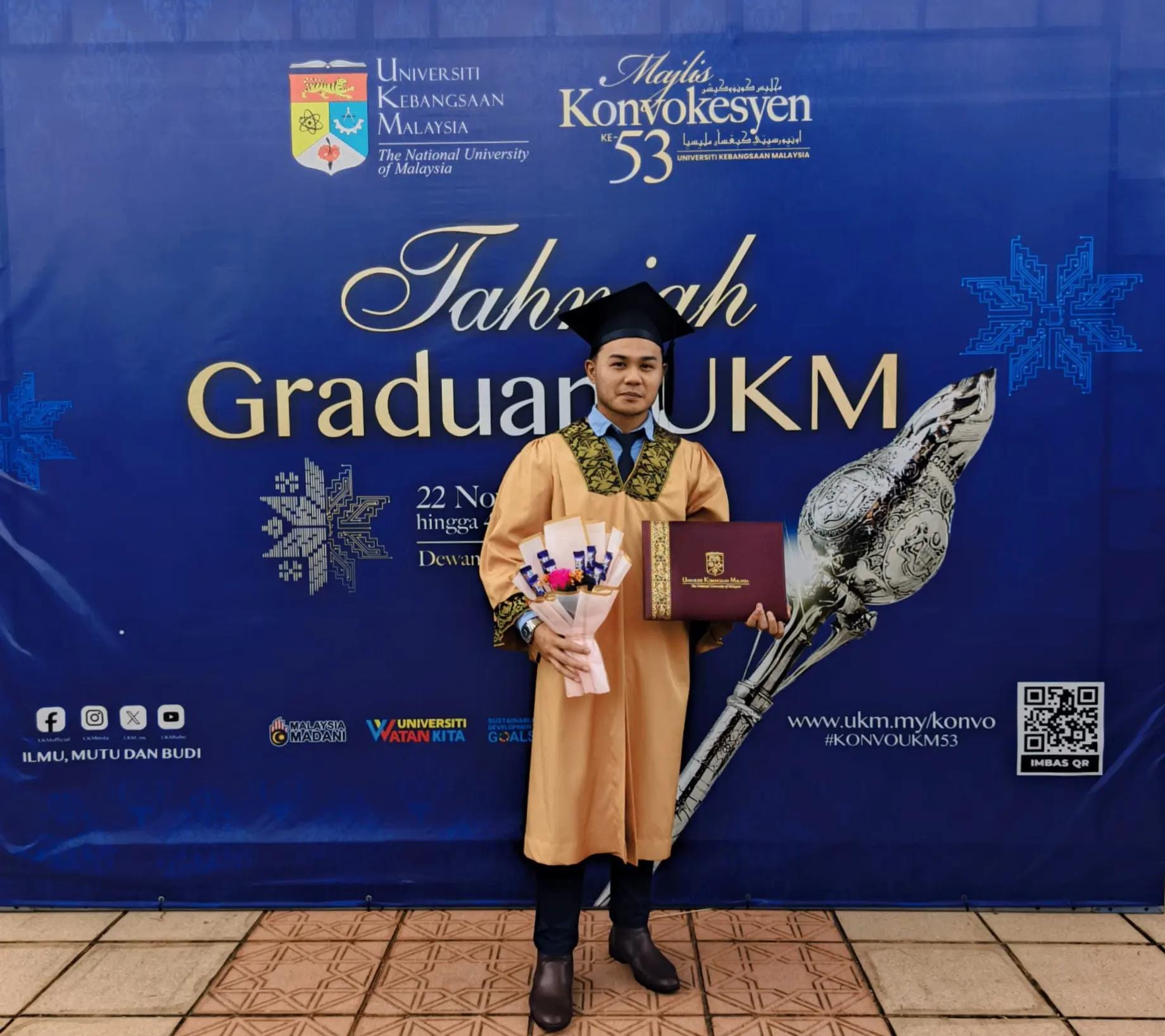 Post 1 by A.Faiz Aiman on TikTok (video)