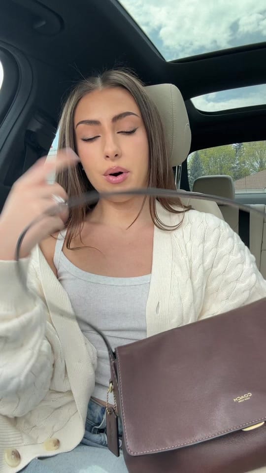 Post 1 by Alissia on TikTok (video)