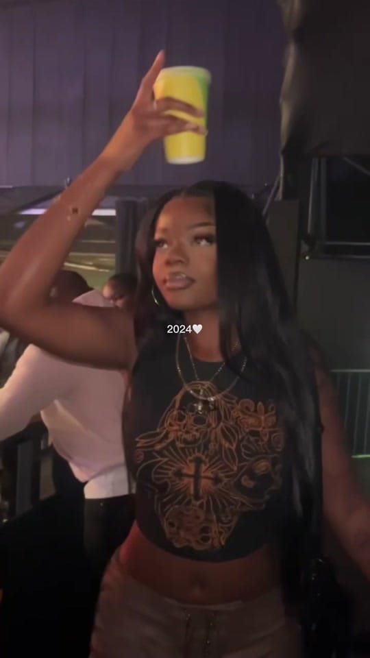 Post 9 by Chels✭ on TikTok (video)