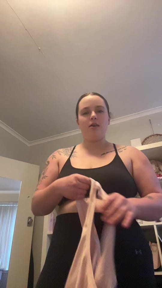 Post 3 by chels_xo on TikTok (video)