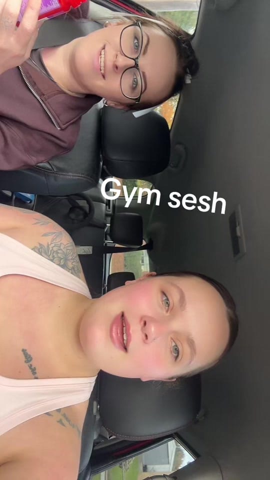 Post 1 by chels_xo on TikTok (video)