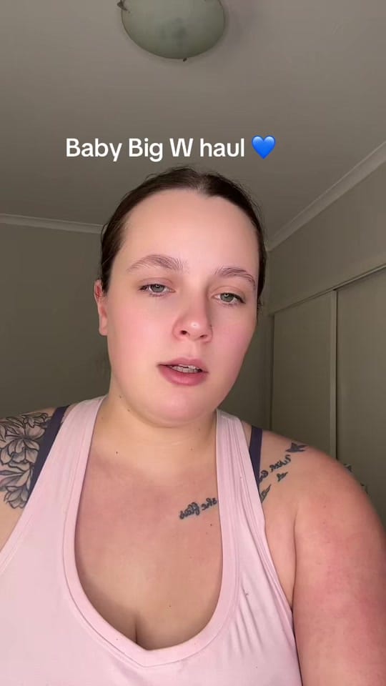 Post 4 by chels_xo on TikTok (video)