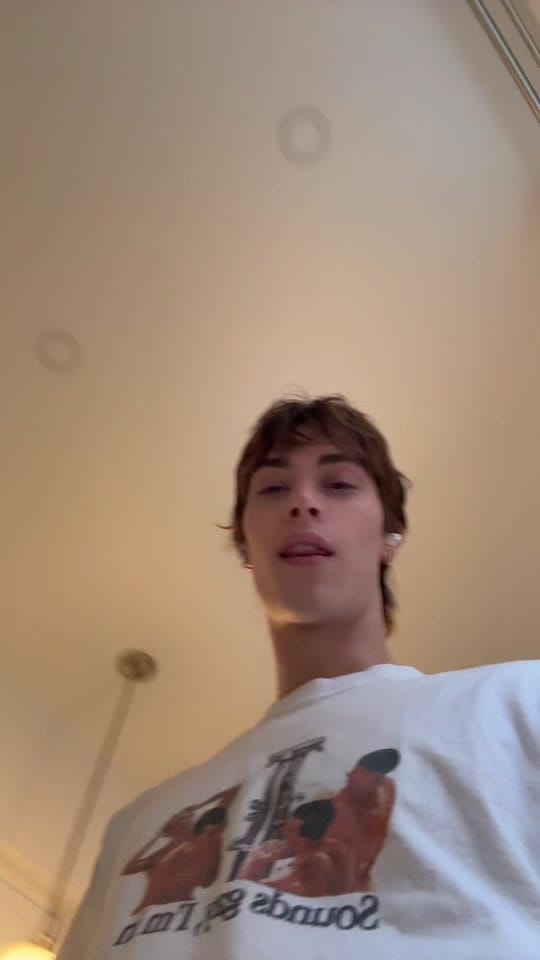 Post 6 by Alex Cazemiro on TikTok (video)