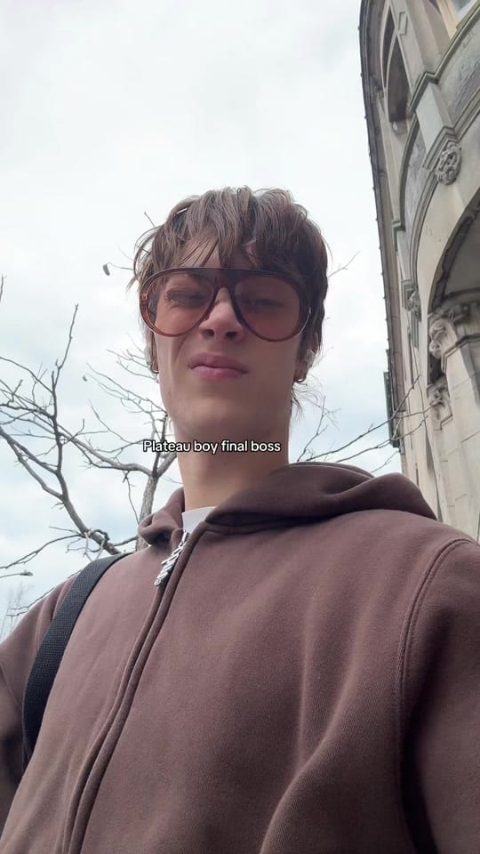 Post 5 by Alex Cazemiro on TikTok (video)