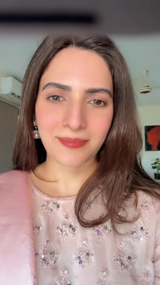 Post 4 by Rushnakhann on TikTok (video)