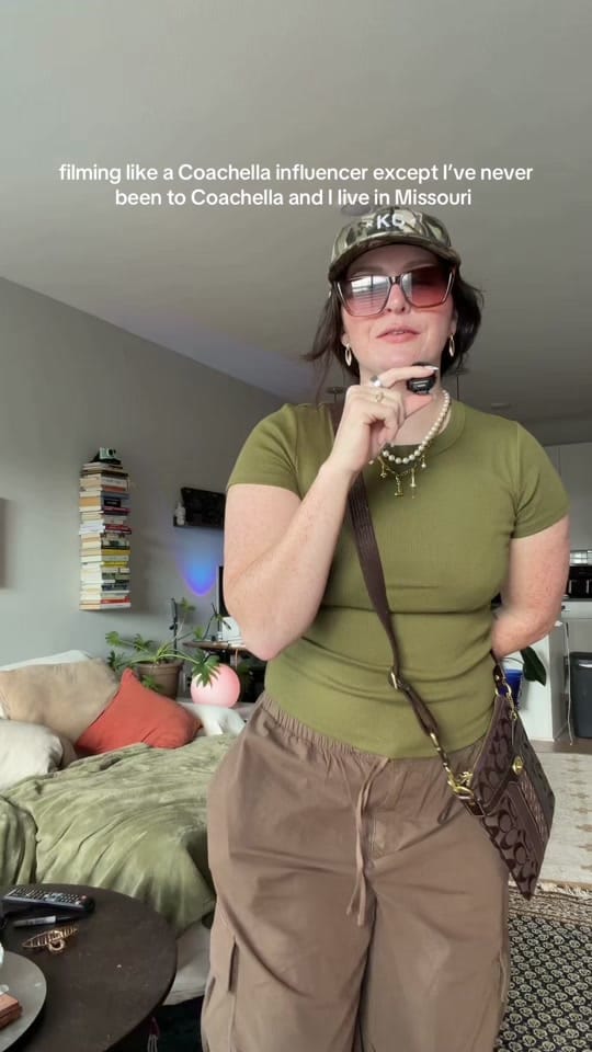 Post 8 by Larissa on TikTok (video)