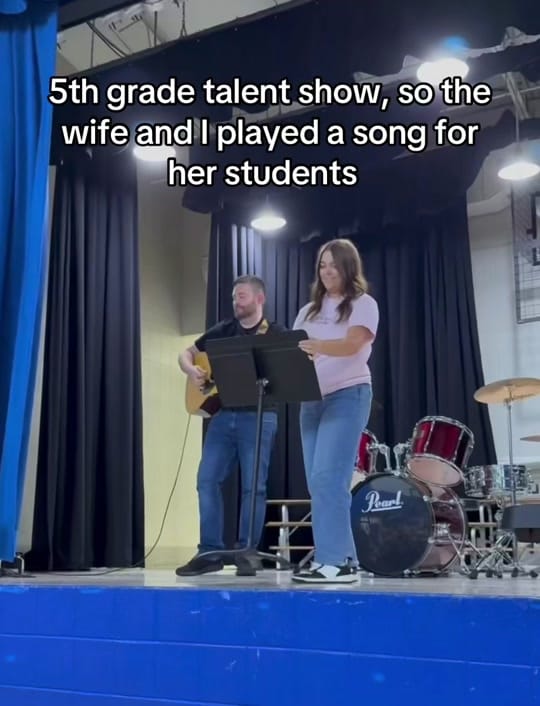 Post 9 by Alex on TikTok (video)
