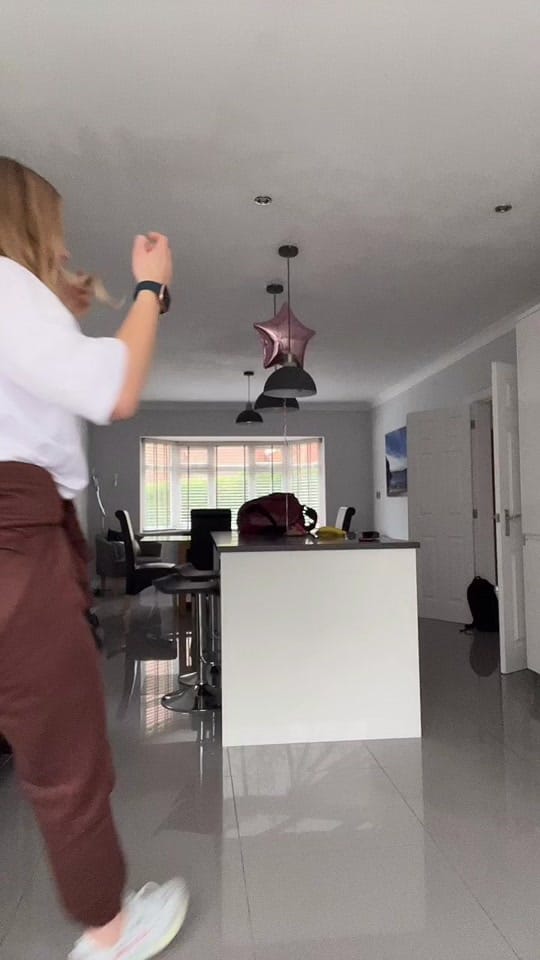 Post 3 by H on TikTok (video)