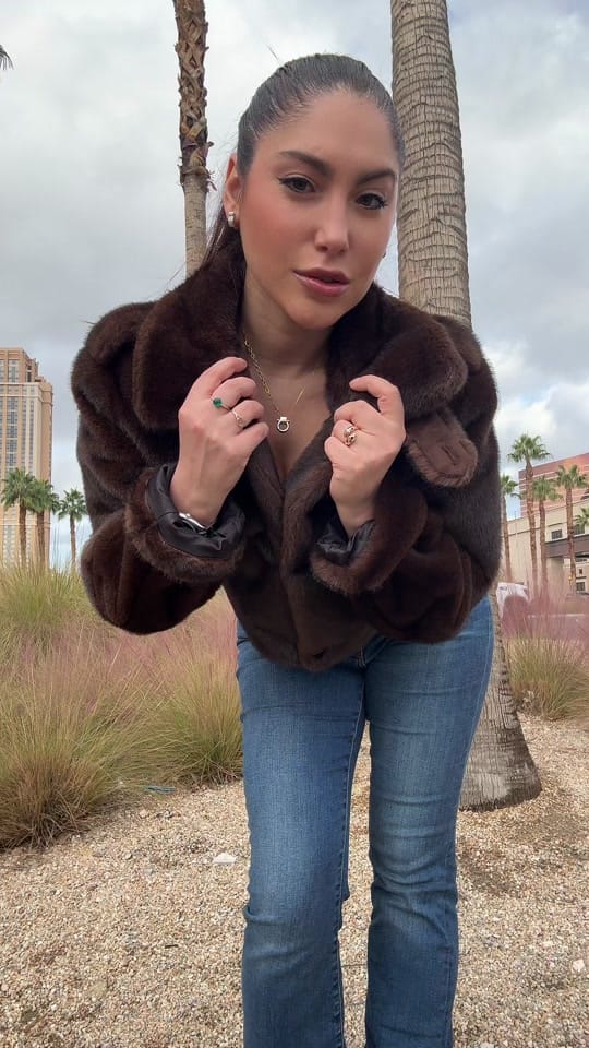 Post 2 by Alla Prosvirnina on TikTok (video)