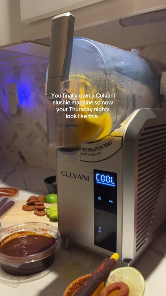 Post 3 by RollingSipsPhx | Mobile Bar on TikTok (video)