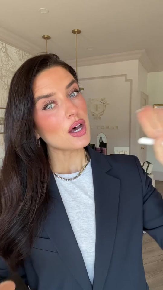 Post 7 by Fancy Face on TikTok (video)