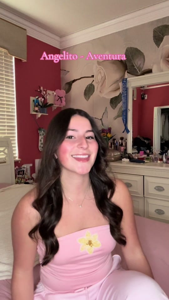 Post 8 by Jasmin 🎤 on TikTok (video)