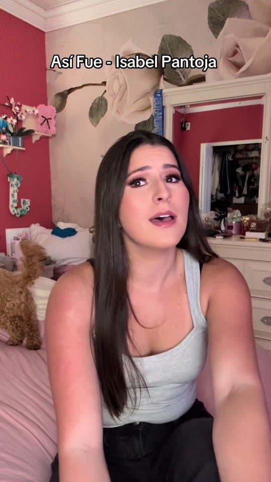 Post 5 by Jasmin 🎤 on TikTok (video)