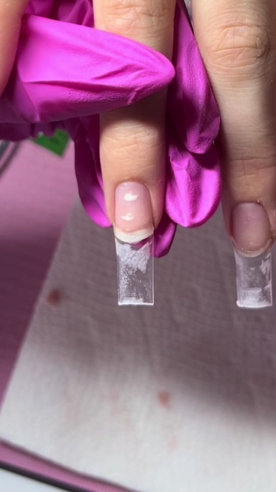 Post 4 by Leila's Nails on TikTok (video)