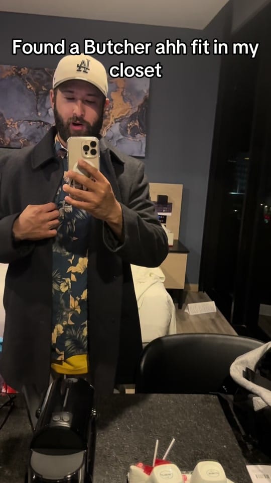 Post 5 by alecksfilm on TikTok (video)