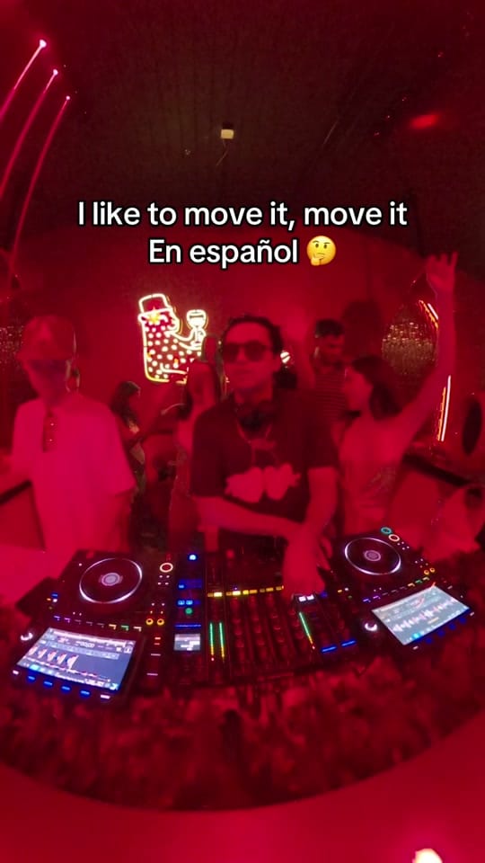 Post 4 by FLAKO STIK on TikTok (video)