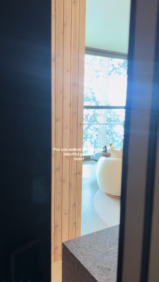 Post 6 by Kieara🌸| YVR content creator on TikTok (video)