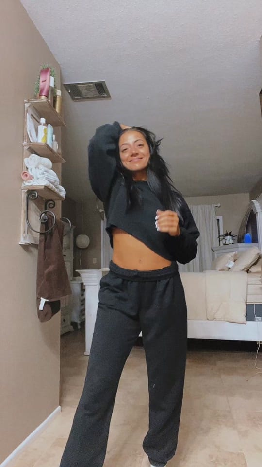 Post 8 by Shayna Lanzetta on TikTok (video)
