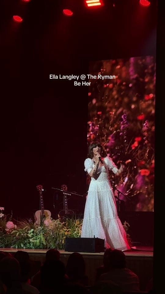 Post 7 by Anna Scott on TikTok (video)