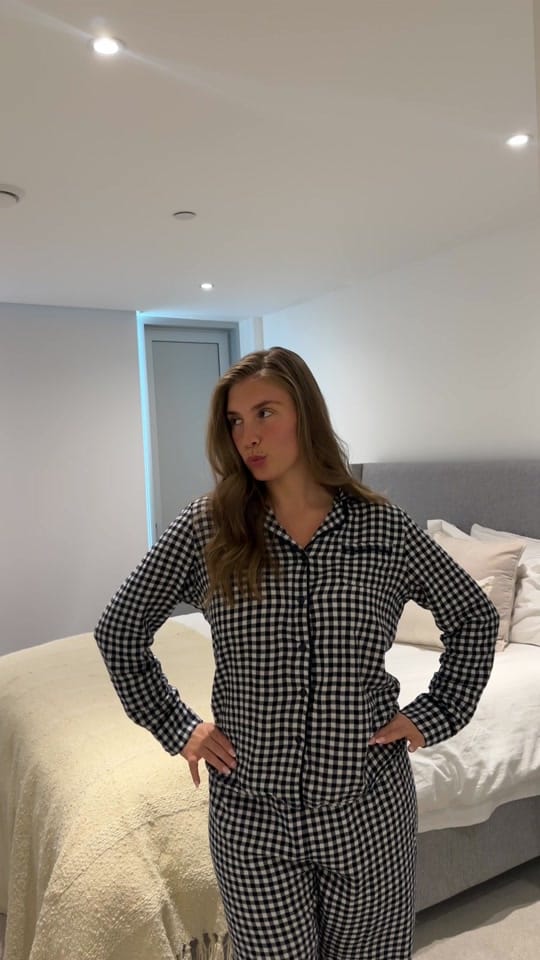 Post 5 by Tia-Jade on TikTok (video)