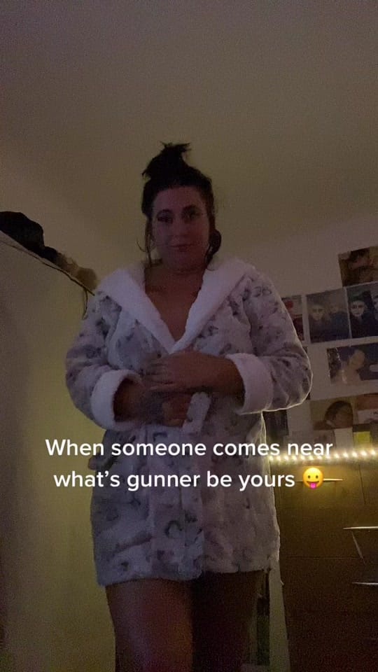 Post 2 by Chelsea Howard on TikTok (video)