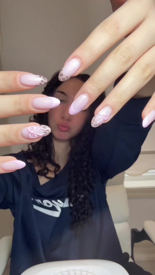 Post 8 by Noor | Newmarket Nail Tech🇨🇦 on TikTok (video)