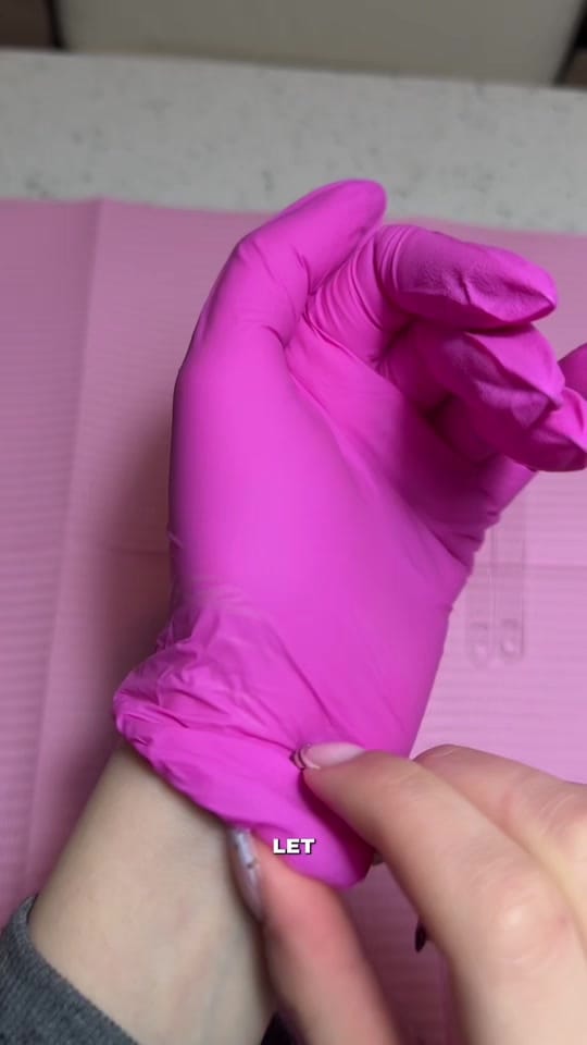 Post 9 by Noor | Newmarket Nail Tech🇨🇦 on TikTok (video)
