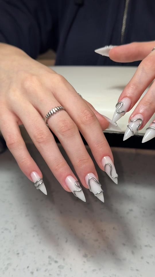 Post 6 by Noor | Newmarket Nail Tech🇨🇦 on TikTok (video)