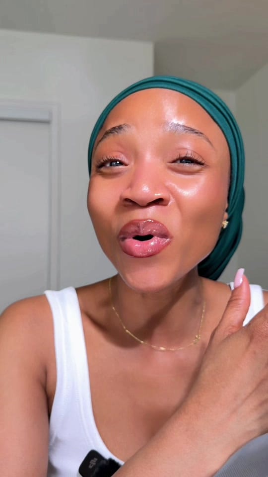 Post 2 by Eniola Olajide🌸 on TikTok (video)
