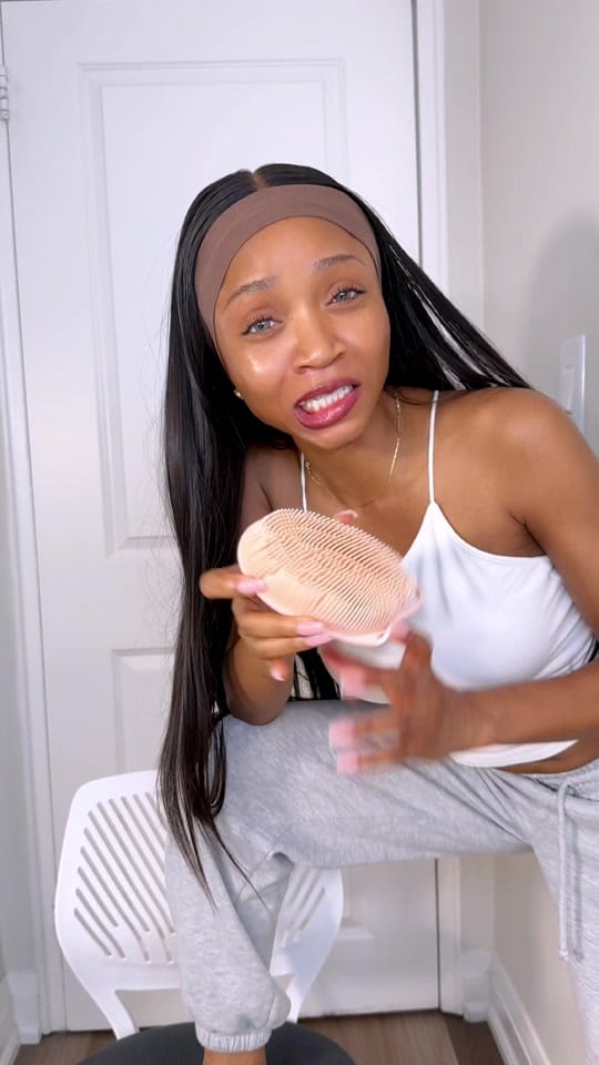 Post 9 by Eniola Olajide🌸 on TikTok (video)