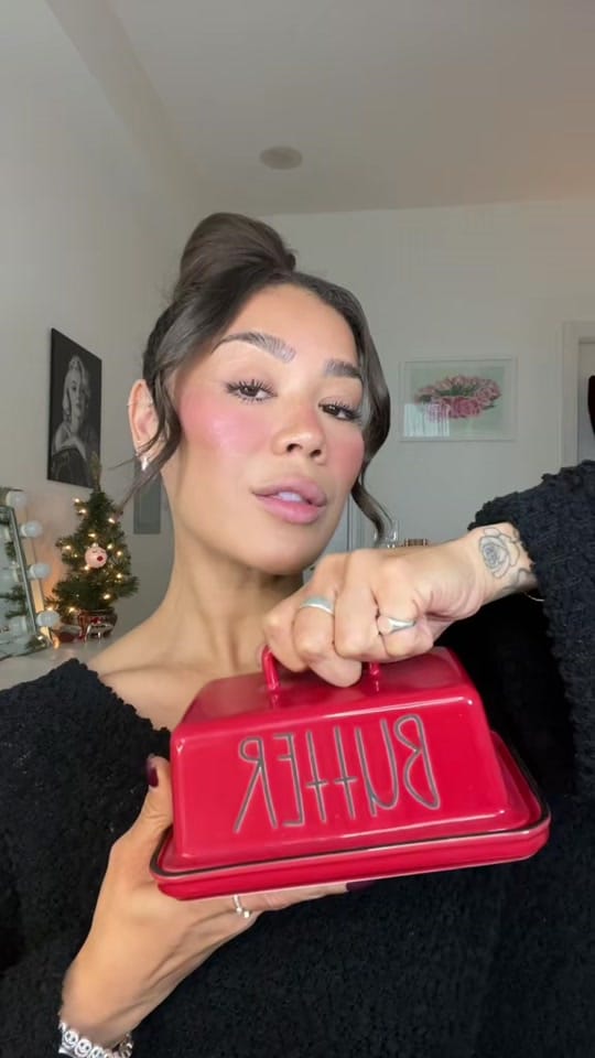 Post 9 by Hannah Rose | Beauty Content on TikTok (video)