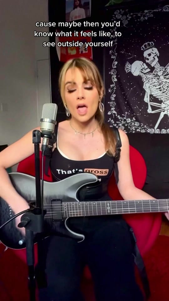 Post 9 by chelsea collins on TikTok (video)