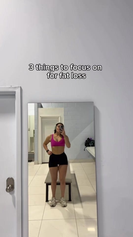 Post 4 by Victoria on TikTok (video)
