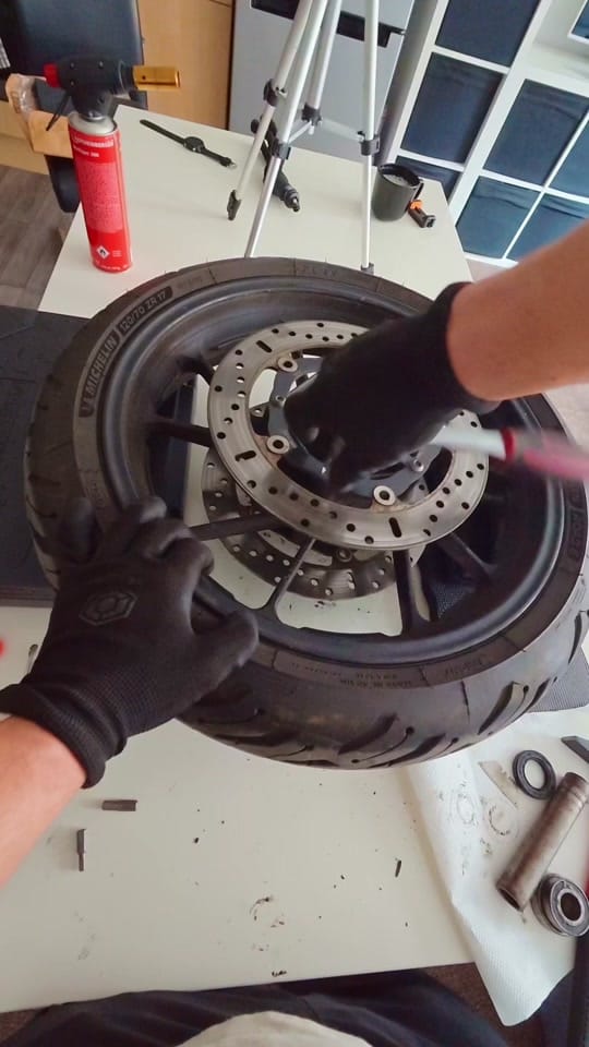 Post 1 by Happy on TikTok (video)